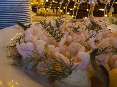 Uzkodu plates pēc pasūtījuma